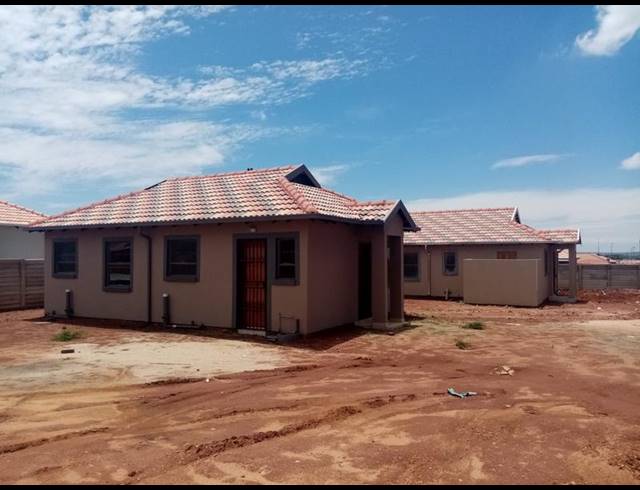 3 BEDROOM HOUSE FOR SALE IN RIVERSDALE